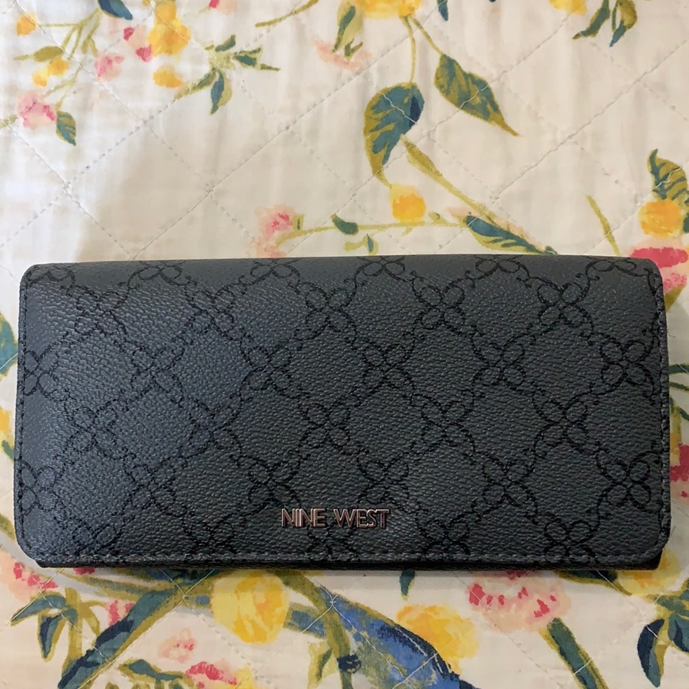 Nine West Wallet